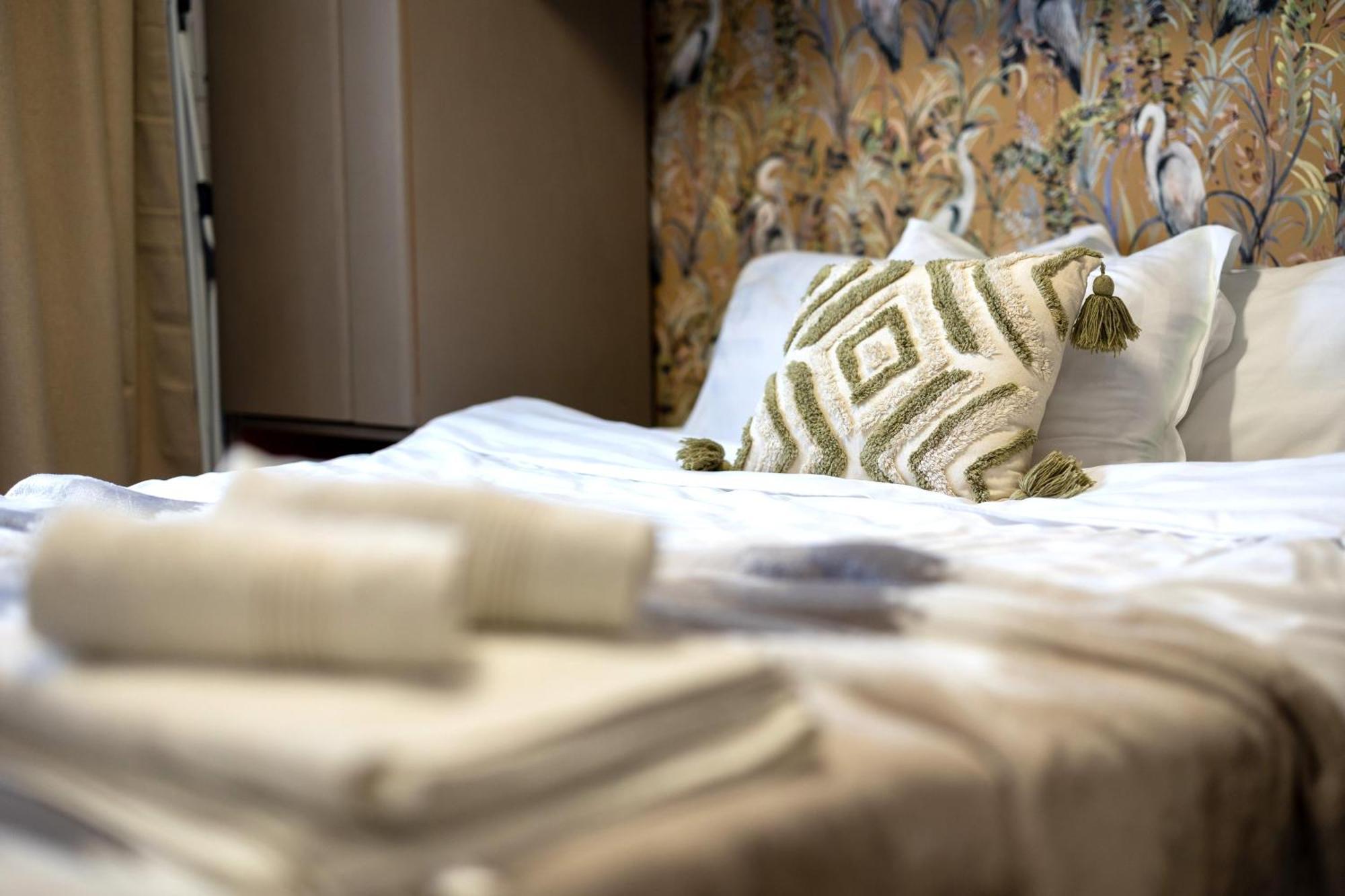 Cozy Studio Retreat - Quiet, Premium Stay Timisoara Exterior photo